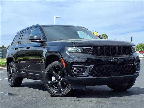 2022 Jeep Grand Cherokee Altitude