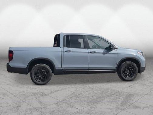 2025 Honda Ridgeline TrailSport+