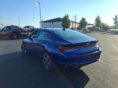 2021 Hyundai ELANTRA Limited