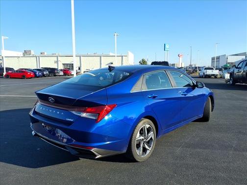 2021 Hyundai ELANTRA Limited