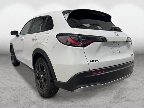 Platinum White Pearl 2027 Honda HR-V Sport