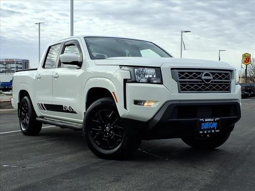 2022 Nissan Frontier SV