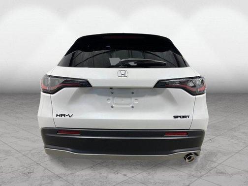 Platinum White Pearl 2027 Honda HR-V Sport