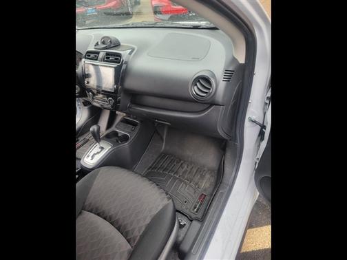 2022 Mitsubishi Mirage ES