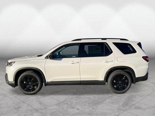 Platinum White Pearl 2026 Honda Pilot Black Edition