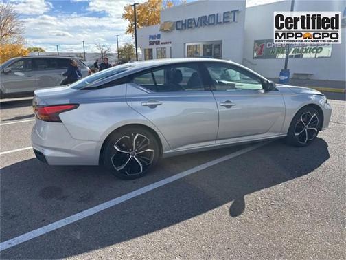 2023 Nissan Altima 2.5 SR