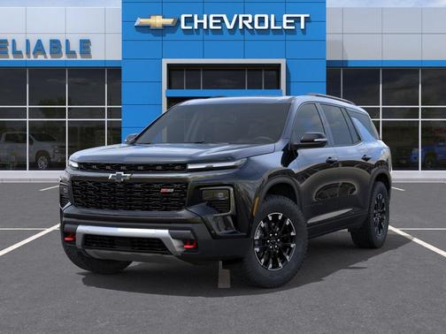 Mosaic Black Metallic 2026 Chevrolet Traverse AWD Z71