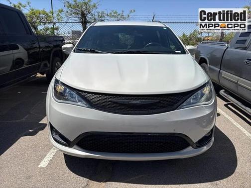 2020 Chrysler Pacifica Touring