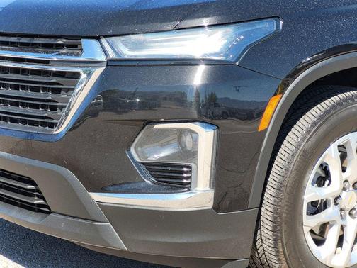 2022 Chevrolet Traverse LS