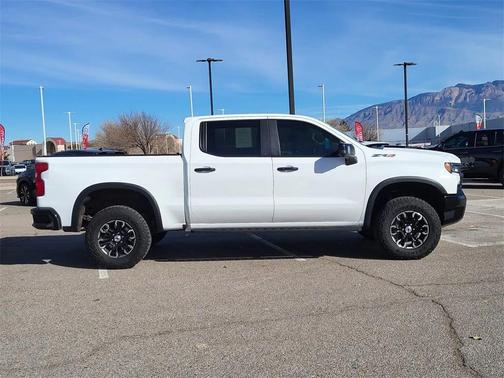 2024 Chevrolet Silverado 1500 ZR2