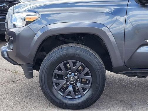Gray 2022 Toyota Tacoma SR5