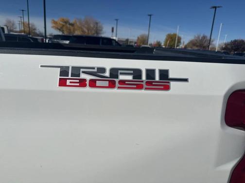 2021 Chevrolet Silverado 1500 Custom Trail Boss