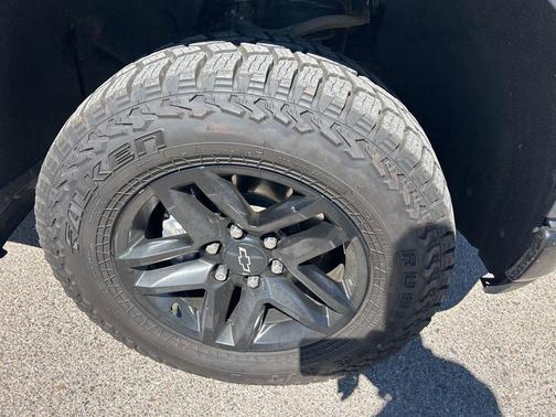 2021 Chevrolet Silverado 1500 Custom Trail Boss