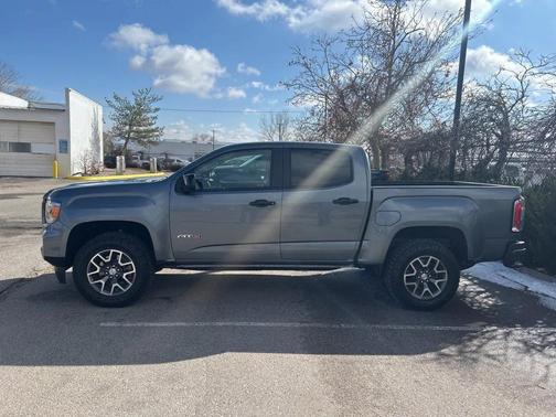 2022 GMC Canyon AT4