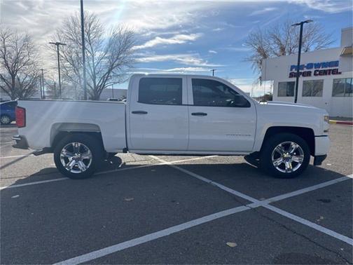 2018 Chevrolet Silverado 1500 Custom