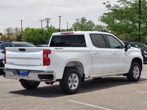 Summit White 2026 Chevrolet Silverado 1500 LT