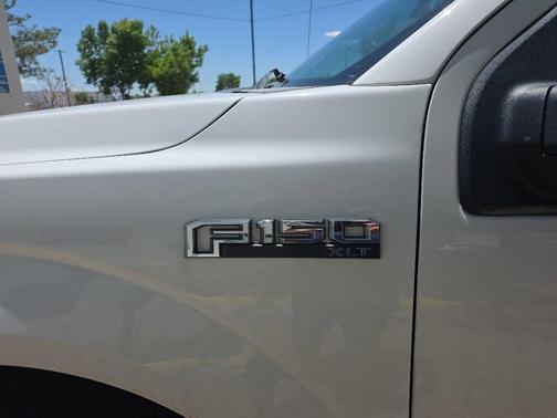 Oxford White 2018 Ford F-150 XLT