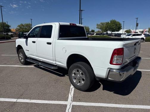 2023 RAM 2500 Big Horn Crew Cab 4x4 6'4' Box