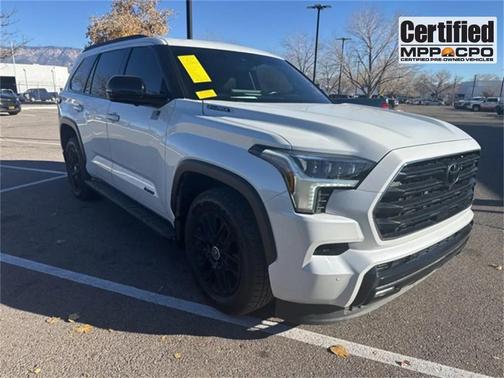2024 Toyota Sequoia SR5