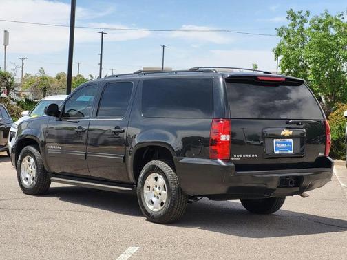 Black Granite Metallic 2011 Chevrolet Suburban 1500 LS