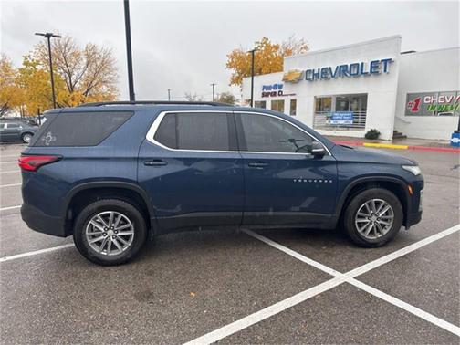 2023 Chevrolet Traverse LT Leather