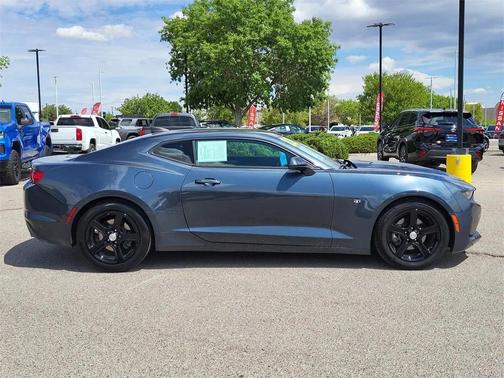 2022 Chevrolet Camaro 1LT