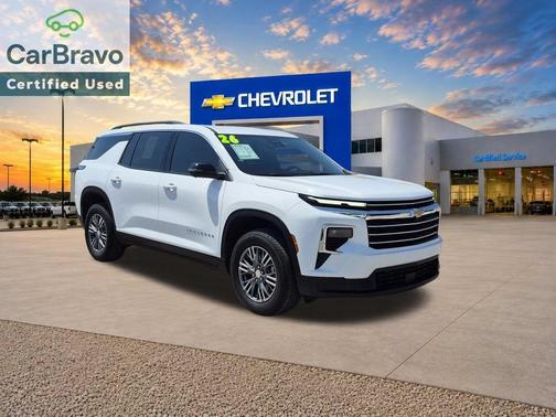 Summit White 2026 Chevrolet Traverse LT