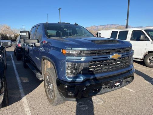 2024 Chevrolet Silverado 2500 Custom