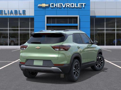Cacti Green 2026 Chevrolet Trailblazer LT