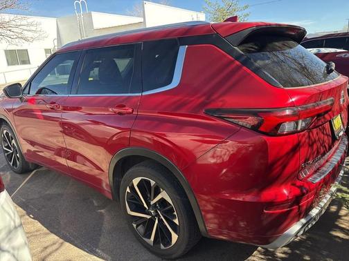 2022 Mitsubishi Outlander SEL Special Edition S-AWC