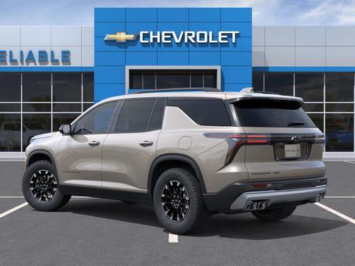 Sandstone Gray 2026 Chevrolet Traverse AWD Z71