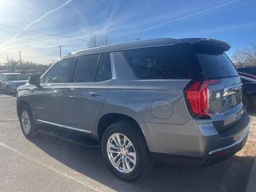 2021 GMC Yukon SLT