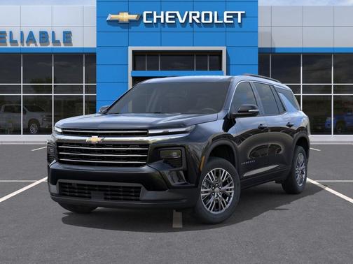 Mosaic Black Metallic 2026 Chevrolet Traverse LT