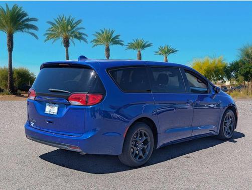 Ocean Blue Metallic 2020 Chrysler Pacifica Touring