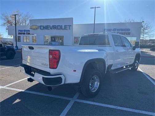 2023 Chevrolet Silverado 3500 High Country
