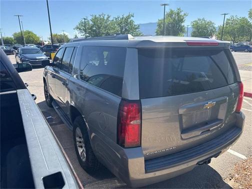 2018 Chevrolet Suburban LT