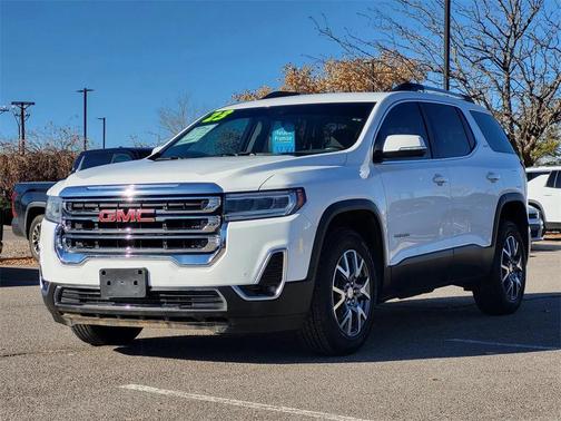 2023 GMC Acadia SLT