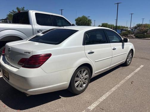 2009 Toyota Avalon XL