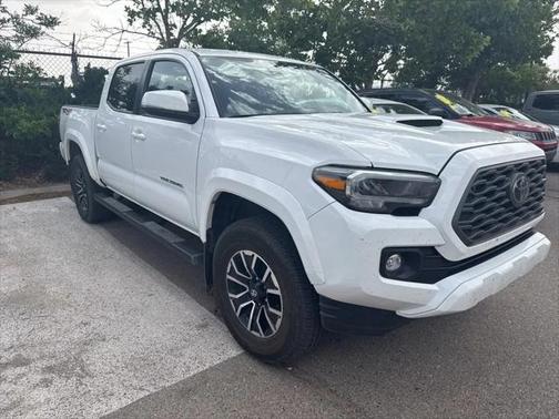 2023 Toyota Tacoma SR