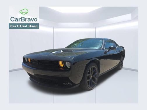 Pitch Black Clearcoat 2019 Dodge Challenger SXT