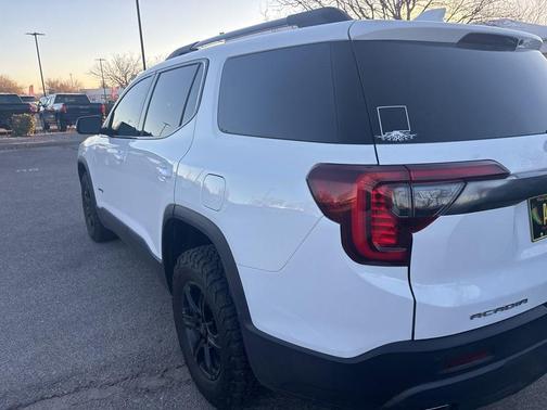 2021 GMC Acadia AWD AT4