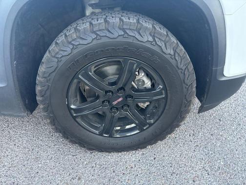 2021 GMC Acadia AWD AT4