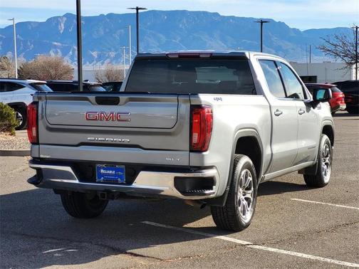 2024 GMC Sierra 1500 SLT