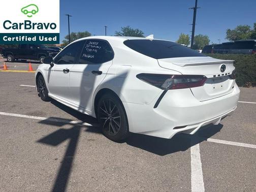Super White 2021 Toyota Camry SE