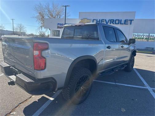 2024 Chevrolet Silverado 1500 ZR2