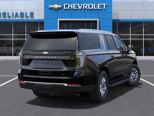 2025 Chevrolet Suburban LT