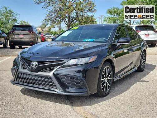 2024 Toyota Camry SE