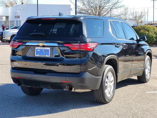 2023 Chevrolet Traverse LS