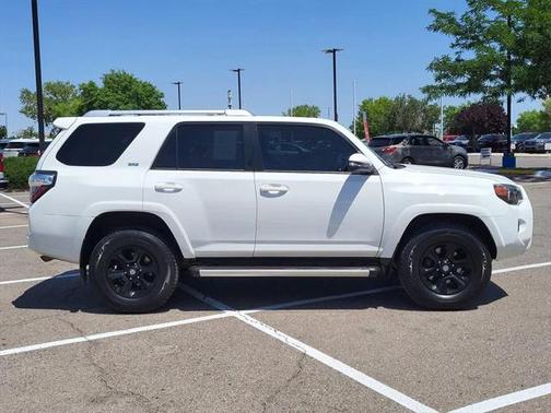 2017 Toyota 4Runner SR5