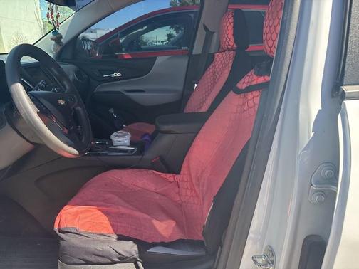 Summit White 2020 Chevrolet Equinox LS